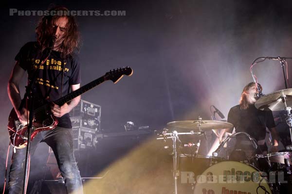 A PLACE TO BURY STRANGERS - 2017-09-29 - PARIS - La Cigale - 